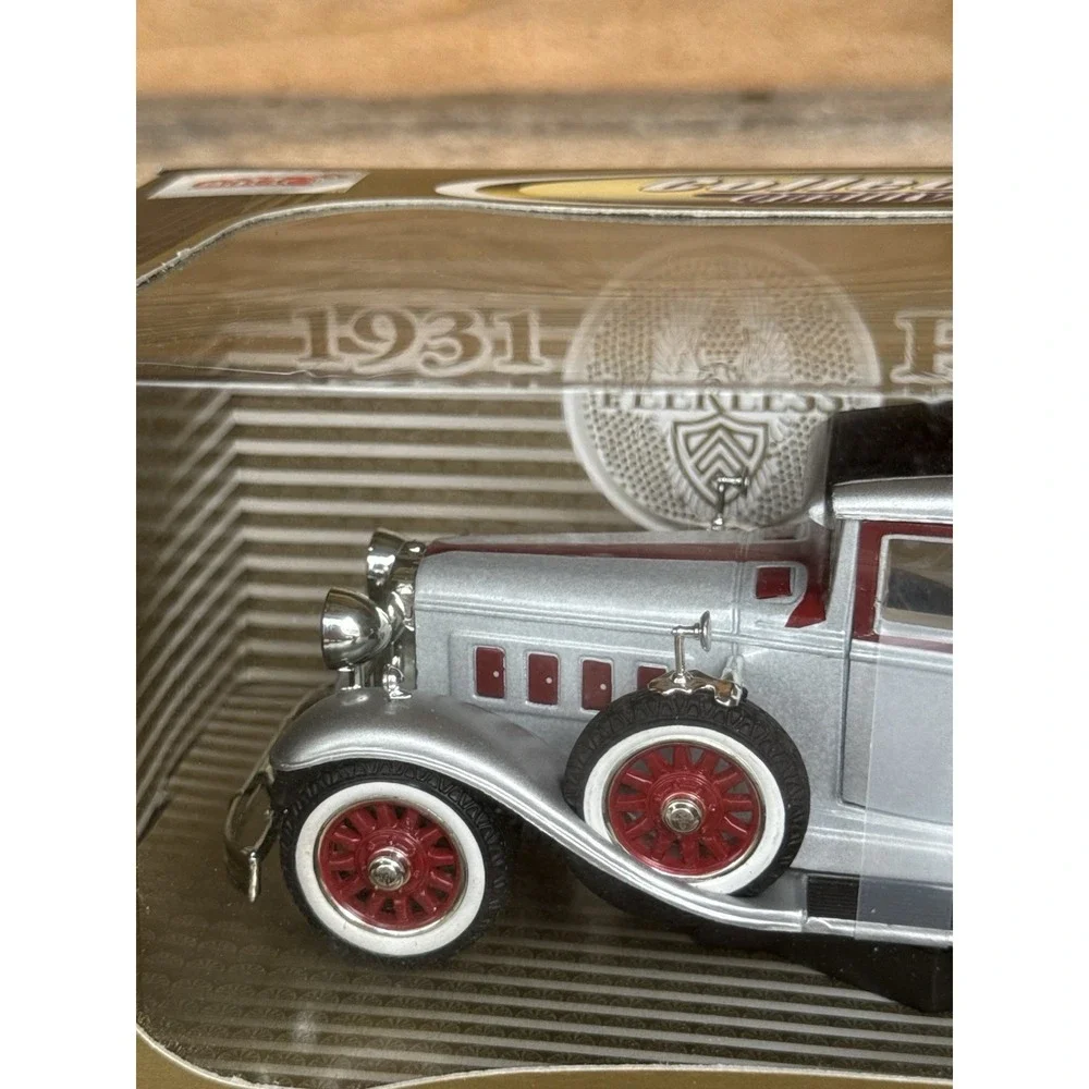Anson Prestige Edition Collectible Quality Model Car 1931 PeerLess 1/18, IN BOX!